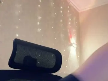 Bongacams Free Porn Cam of KissMec