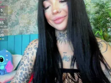 Bongacams Adult Video Chat of CreamyInk