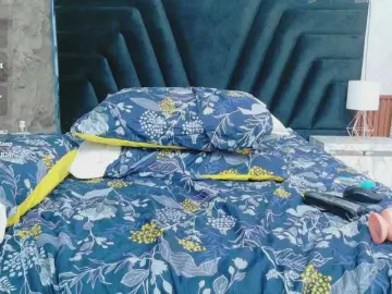 Bongacams Watch Live Sex Cams of Naturalebony