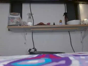 Bongacams Live Sex Cam of meli-jones69