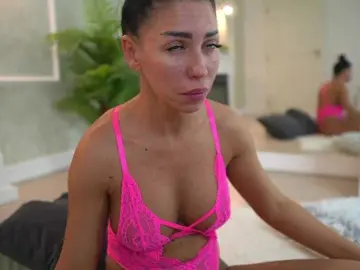 Bongacams Sex Cam of MyaBlack