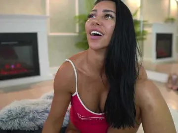 Bongacams Sex Chat of MyaBlack