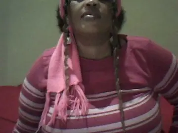 Bongacams Adult Webcam of MyDDBOOBIES
