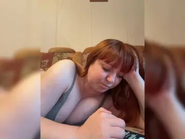 Bongacams Free Live Porn of MilfaSguirt