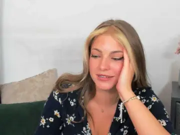 Bongacams Best live sex cam show of LilyTop
