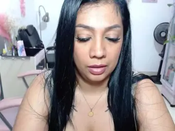 Bongacams Nude Webcam of titsbiglovers