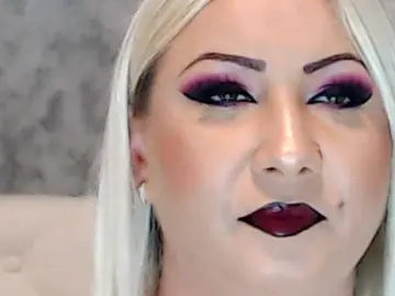 Bongacams Watch Live Sex Cams of ClaudieTaylon