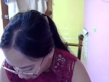 Bongacams Watch Live Sex Cams of MystiqueMiss