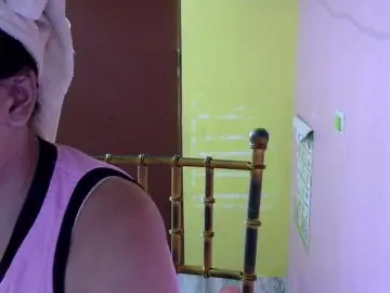 Bongacams Adult Webcam of MystiqueMiss