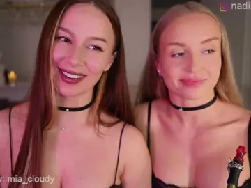 Bongacams Nude Webcam of WhoreRobot