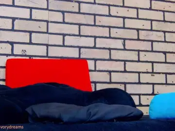 Bongacams Free Live Porn of IvoryDreams