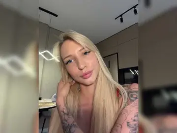 Bongacams Private Sex Chat of EwaBrown