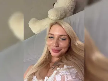 Bongacams Best Webcam of EwaBrown