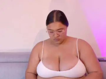 Bongacams Free Porn Cam of Layla-Hot