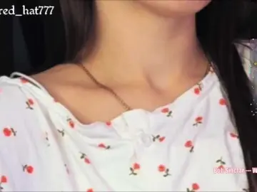 Bongacams Sex Cam of Supergirl7771