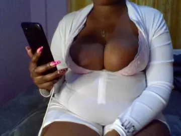 Bongacams Adult Webcams of Curvysexy
