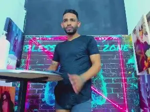 Cam4 Sex Cam of dominic_max1