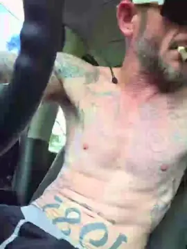 Cam4 Watch Live Sex Cams of Treeslayer85