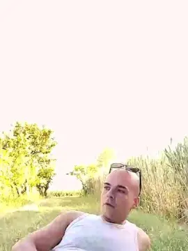 Cam4 Live Porn of torolabel95
