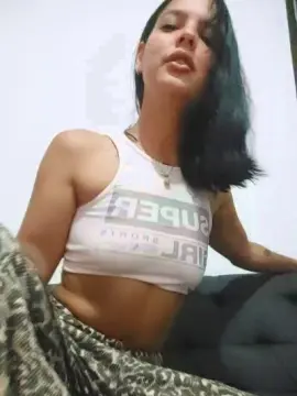 Cam4 Sex Chat of DarkhoneyX