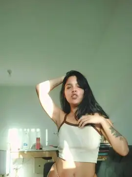 Cam4 Adult Video Chat of DarkhoneyX