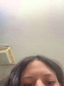 Cam4 Sex Chat of chxrry_b0mbz
