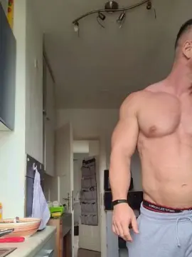 Cam4 Live Sex of yumyum18