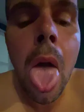 Cam4 Free Porn Cam of Leo_Iron