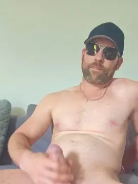 Cam4 Free Live Porn of PedroCochones9