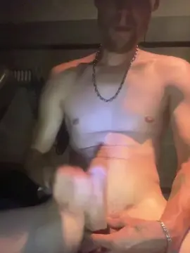 Cam4 Live Sex Cam of r1942