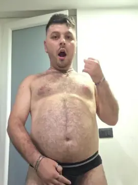 Cam4 Live Porn of Giuse98