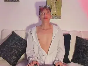 Cam4 Nude Webcam of mhatias_