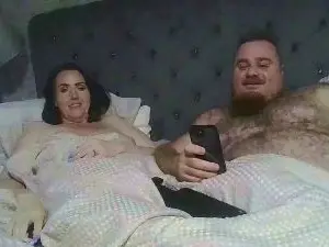 Cam4 Best live sex cam show of bear_and_milf