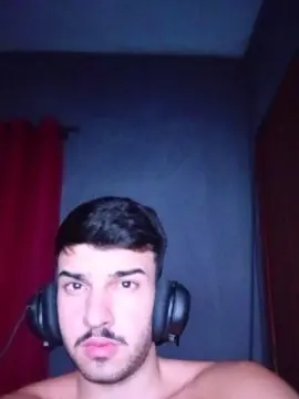 Cam4 Live Sex Cam of robsonhaha