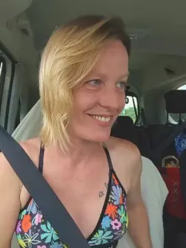 Cam4 Live Sex Cam of BlueEye_Girl