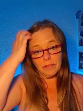 Cam4 Adult Webcam of m_o_na_x