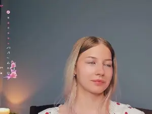 Cam4 Free Live Porn of SharleneFyles