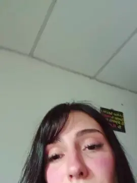 Cam4 Free Live Porn of pauu_xoxxo