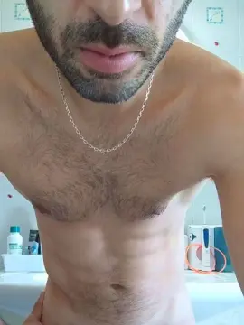 Cam4 Live Porn of 25andrea90