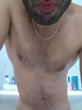 Cam4 Free Live Porn of 25andrea90