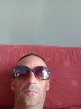 Cam4 Adult Webcam of comilon77