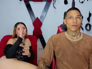 Cam4 Nude Webcam of Hana_and_Zeta