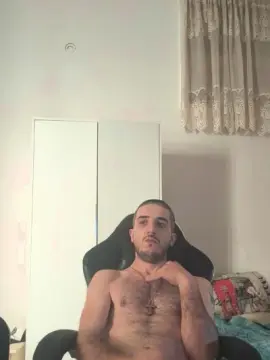 Cam4 Live Sex of Gufetto99