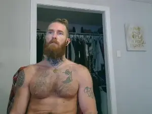 Cam4 Free Live Porn of Daddyunlocked1