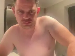 Cam4 Live Sex of nikiandben