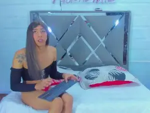 Cam4 Sex Chat of BabyGirlsLatin