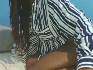 Cam4 Sex Chat of bellahotsexy2