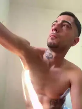 Cam4 Live Porn of Guimooca