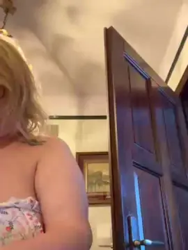 Cam4 Free Porn Cam of lucestellata