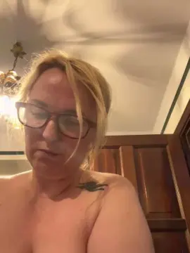 Cam4 Live Sex Cam of lucestellata
